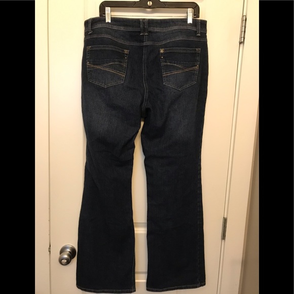 𝅺Contrast denim Jeans size 15 - Picture 2 of 4
